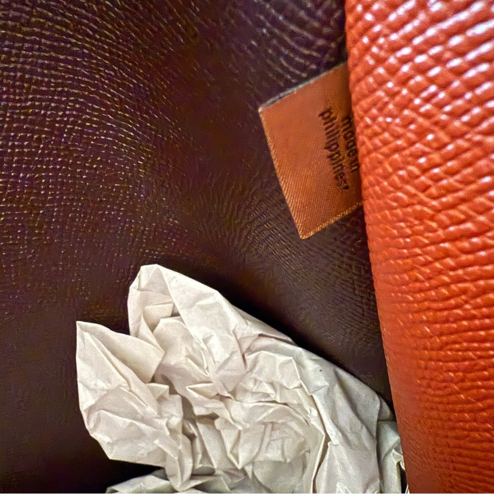 NWT Coach Taupe/Oxblood Mollie Tote shoulder bag price is firm - Picture 12 of 12